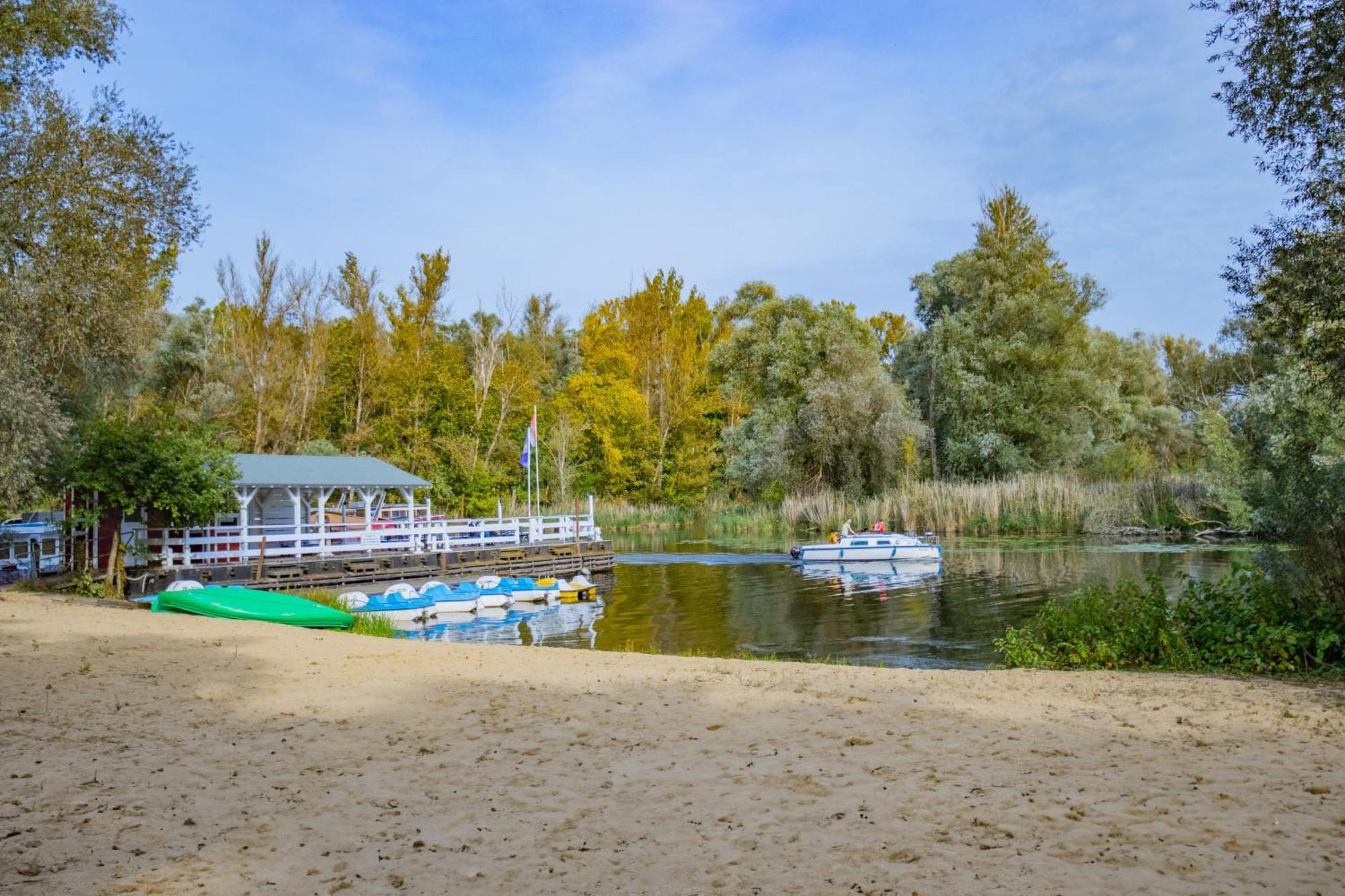 Seehotel Brandenburg An Der Havel Brielow Exterior photo